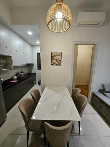 The Maple Condominium 1