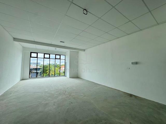 Pine Square Parade Intermediate 2nd Floor Shoplot FOR Rent 1