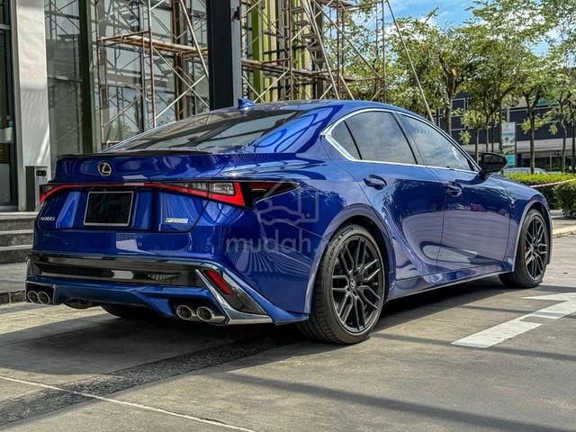 2021 Lexus IS300 2.0 F-Sport ModeBlack directowner - 2