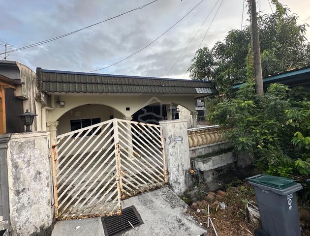 Corner Lot Taman Aman Senai, Non-bumi Lot 1