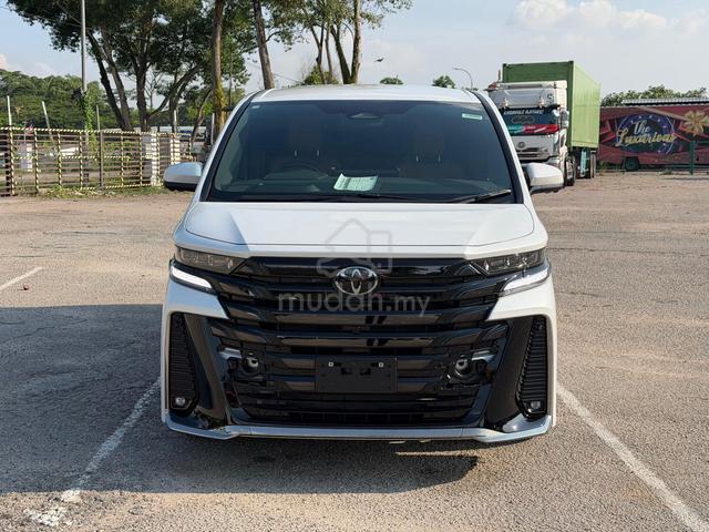 S/STEP 5k KM 5A 2025 Toyota VELLFIRE Z PREMIER - 2