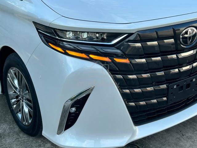 2025 Toyota ALPHARD 2.5 Z AD.PARK SROF 5A 2K KM - 5