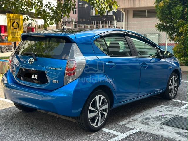 2012 Toyota PRIUS C 1.5 (HYBRID) NHP10R (A) - 3