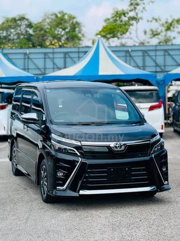 2021 Toyota VOXY 2.0 ZS KIRAMEKI III (A) - 1