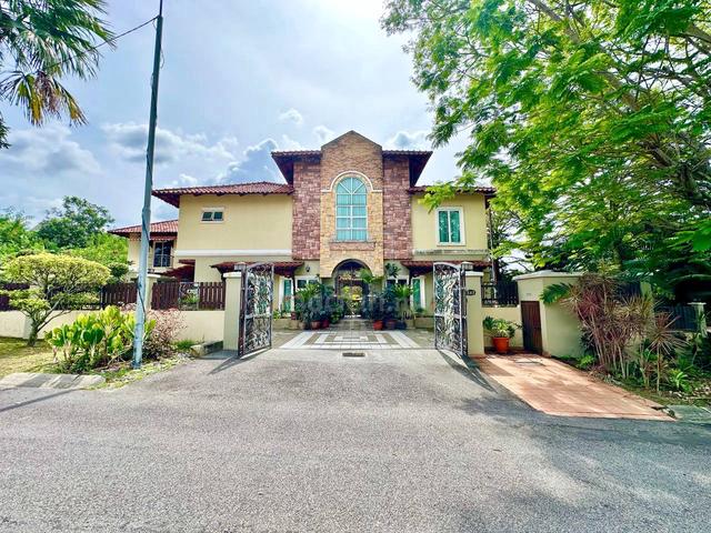 CORNER LOT 2 Storey Bungalow House Impian Gemilang Saujana Impian 1