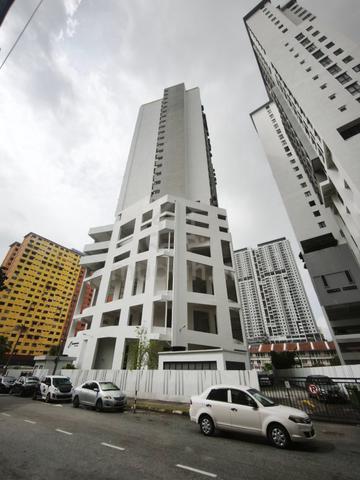 E Residence (Jelutong) 1