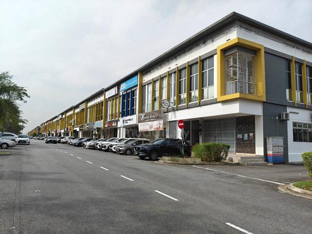 Popular Area Kulai @ Impian Emas Ground Floor 2 Storey Shop Corner Lot 1