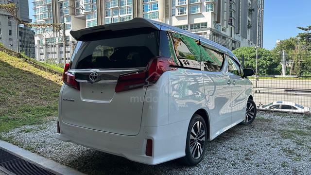 2021 Toyota ALPHARD 2.5 SC DiM BsM Grade 4 - 2