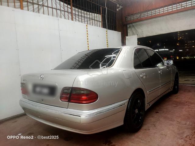2000 Mercedes Benz E240 CLASSIC (CBU) 2.4 (A) - 2