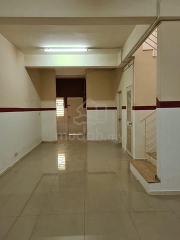Taman Lestari Putra, Seri Kembangan, Selangor Teres 2 Tingkat 1