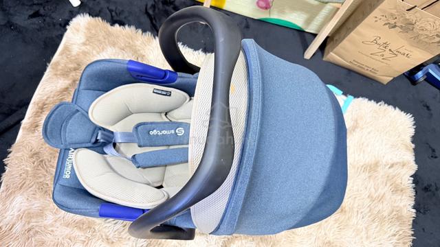 Baby carrier - photo 2 of 2