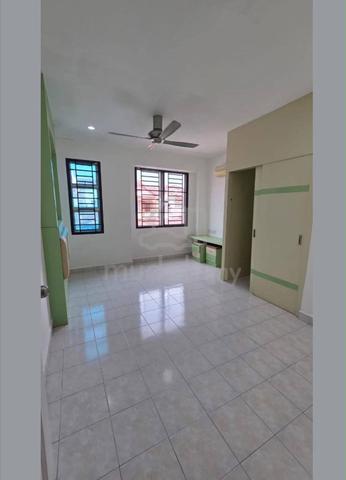 Taman Sri Pulai Perdana Double Storey Terrace House for Sale 1