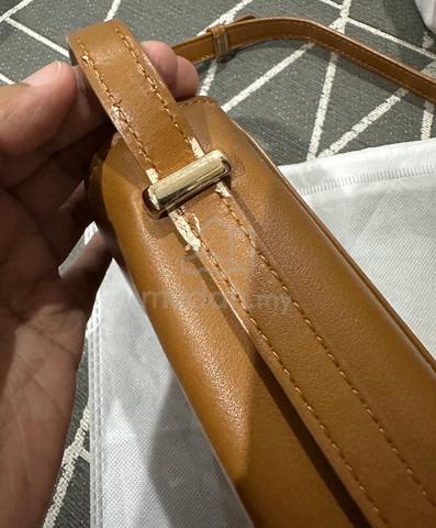 Carousel Image