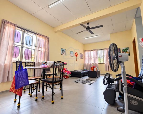 Kota Kemuning Bukit Rimau Townhouse Corner Upper Floor 1