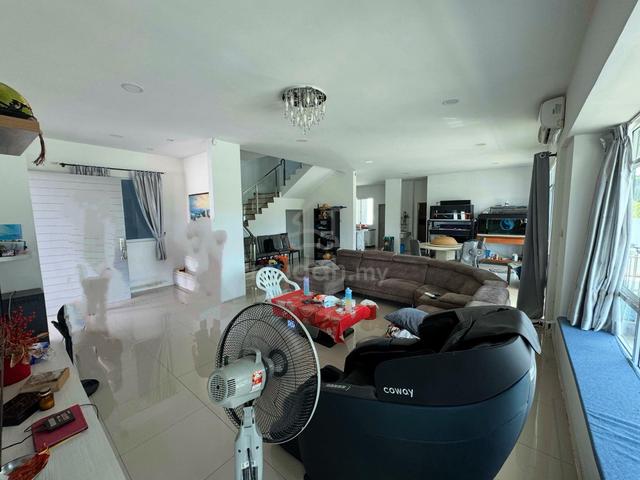 City Garden Phase 1 Samarahan Midway Crescent Double Storey Semi-D 5