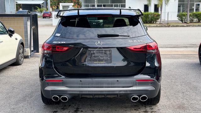 2022 Mercedes Benz GLA45 S 4MATIC AMG FULLY LOADED - 4