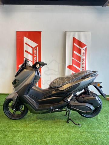 Carousel Image