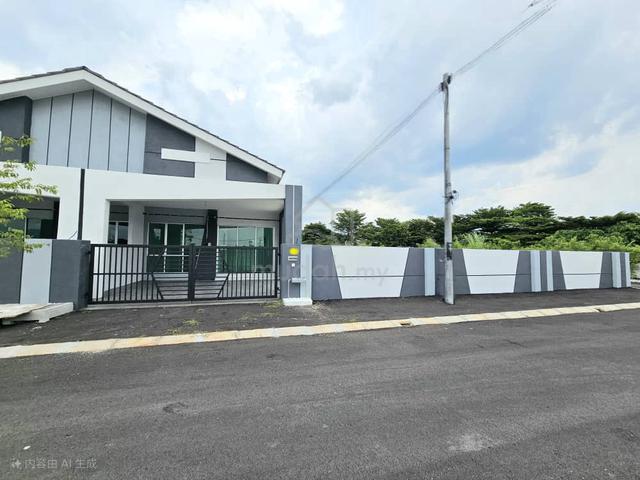 Guarded Single Storey Corner terrace house for Sale in Ipoh Chemor 1