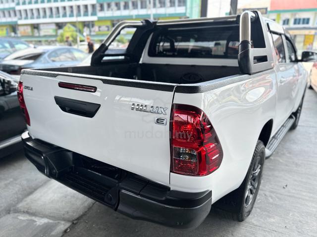 2022 Toyota HILUX 2.4 E UNDER TOYOTA WARRANTY!! - 4