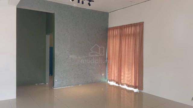 Semi-D link cluster, BSP Avenue, Bandar Saujana Putra, 3