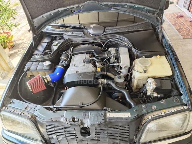 1995 Mercedes Benz 220E 2.2 W124 (A) - 3
