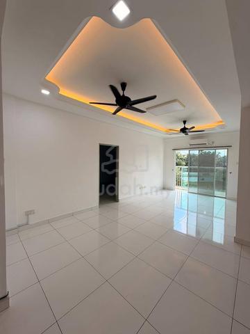 The Twin Residences @ Tampoi 1