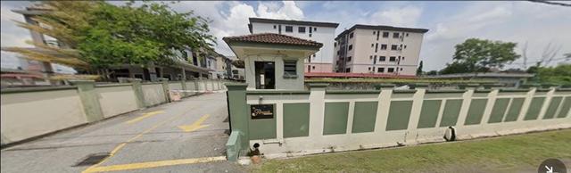 The Rayaria Condominium 1