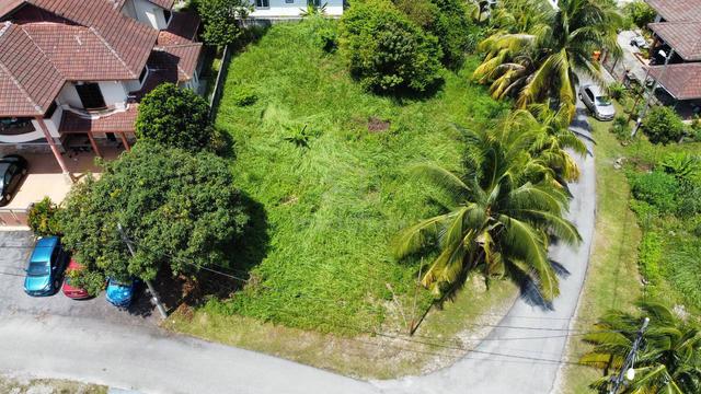 Tanah Corner Lot Banglo Murah Sungai Kantan Kajang 1