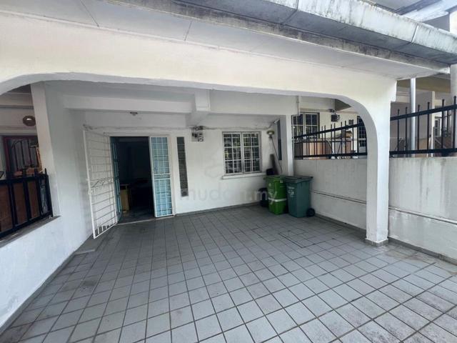 Sri Menjalara 62b kepong, 2 storey, more parking, freehold, renovated 1