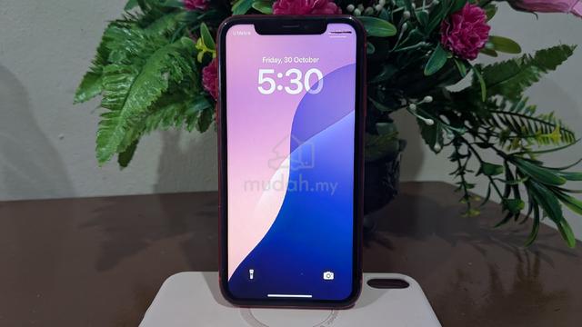 iPhone XR 128gb - photo 2 of 6