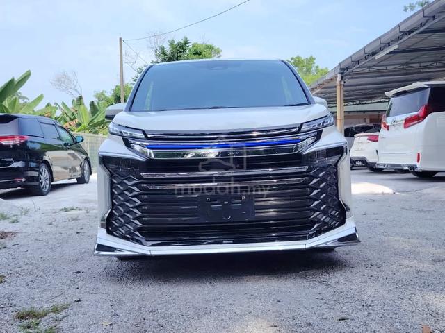 Toyota VOXY 2.0 S-Z MODELISTA B/KIT & LOW MILLAGE - 1
