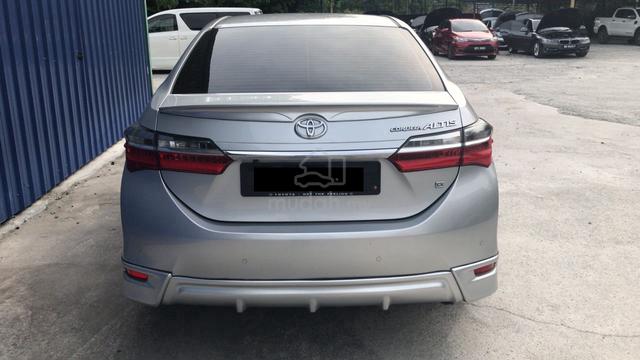 2019 Toyota COROLLA ALTIS 1.8 G (loan kedai) - 2