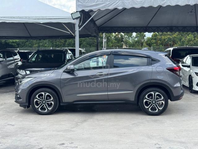 Honda HRV V HIGH SPEC FUL0N 3YRS WARRANTY TIPTOP - 4