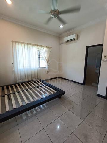 Linked Bungalow Taman Kingfisher Sulaman For Sale 4