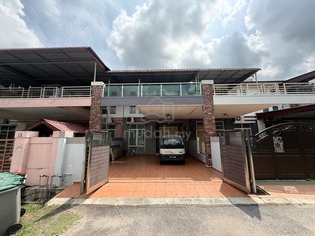 Batu Berendam📍Fully Furnished💯 4 Bedrooms 2-storey Terrace House 1