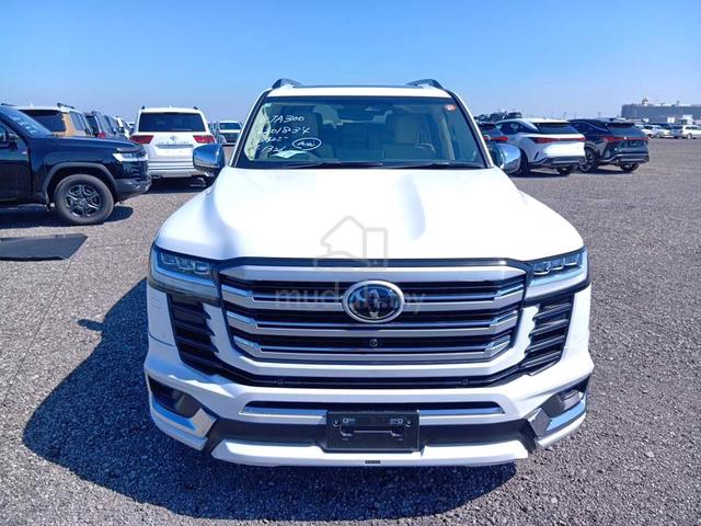 2025 BOOKNOW 5A 8k KM Toyota LANDCRUISER 3.5 ZX - 2