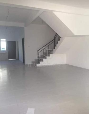 Double storey Terrace house  3