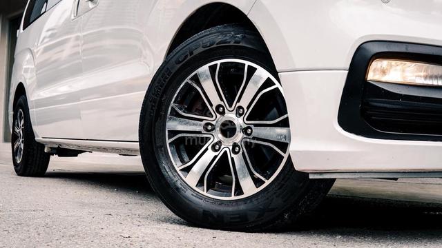 Hyundai GRAND STAREX EXECUTIVE 2.5L L.SEAT 2020 - 5