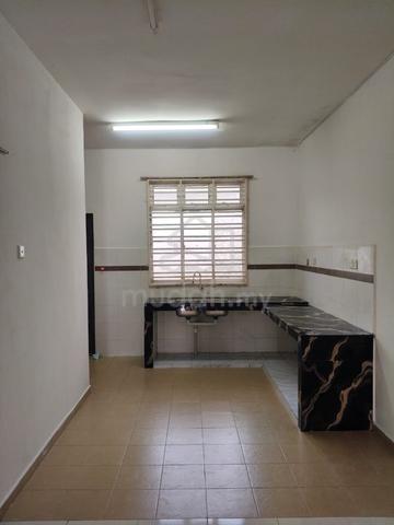 Taman Lipat Kajang Perdana 4