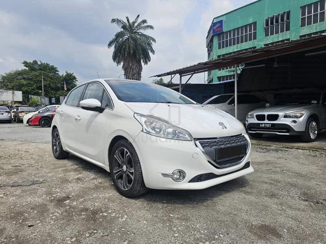 2013 Peugeot 208 1.6 VTi ALLURE (A) - 2