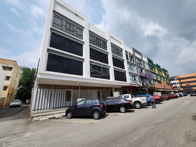 Office For Rent @ Taman Sri Muda Shah Alam Below 1