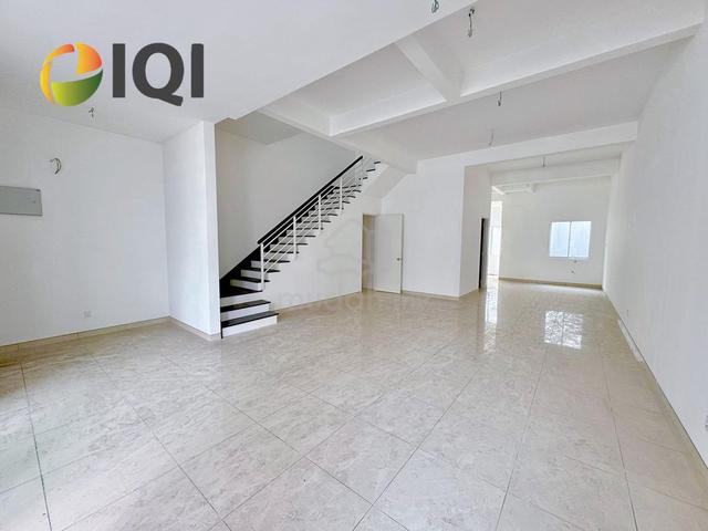 Gated & Guarded‼️2-Storey For Sale @ Tmn Jasa Intan| 7min to AEON Alma 1