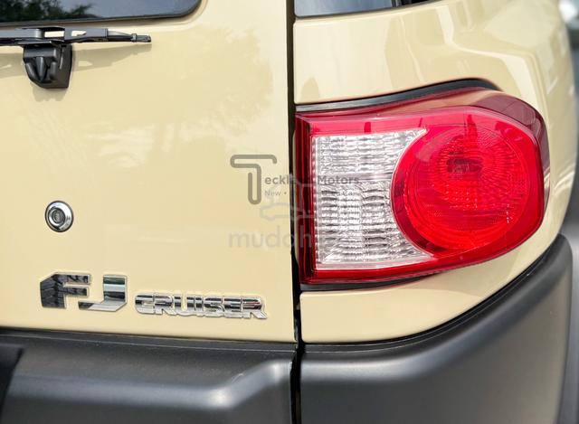 2014 Toyota FJ Cruiser 4.0 (A) Air-Trac - 4