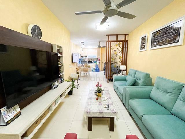 De Bayu Apartment 1