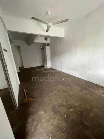 Double Storey Taman Air Biru / Pasir Gudang / Johorport / MMHE 2