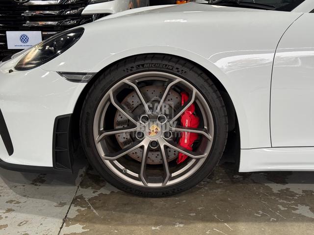 2020 Porsche 718 Convertible Spyder - 3