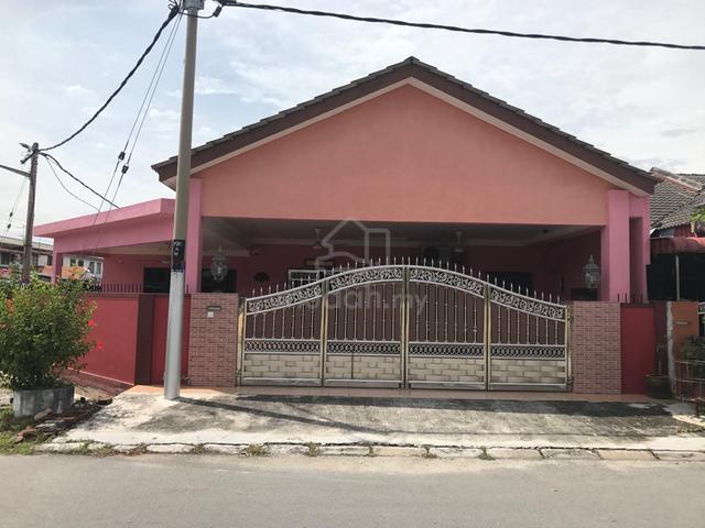 Single story corner Sri manjung 1
