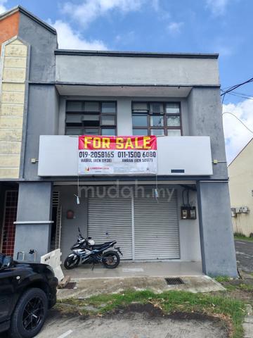 Shoplot 2 Tingkat End Lot, Paka 1