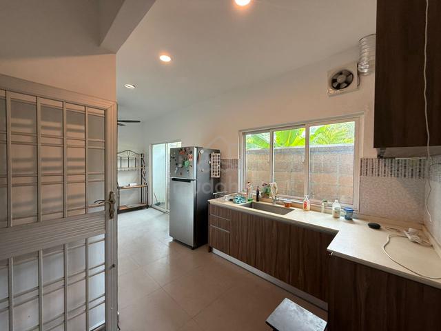 Extended 2 Sty House 22x70 Taman Puchong Hartamas 1