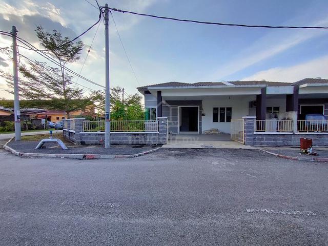 Freehold Corner lot Single Storey Taman Sri Bahagia Teluk Intan Perak 1